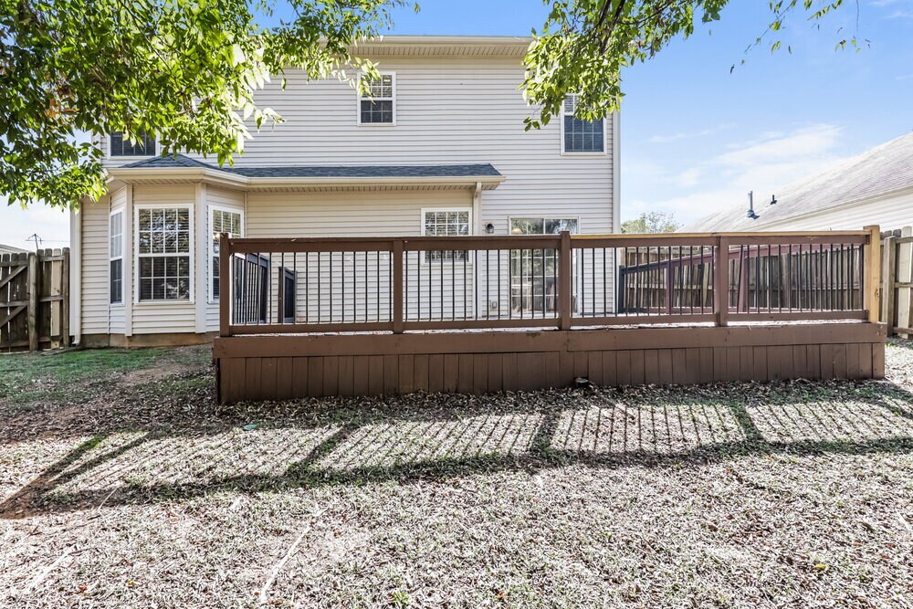 Building Photo - 6713 Ascot Dr