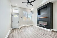 Building Photo - 2116 E Hoffman St