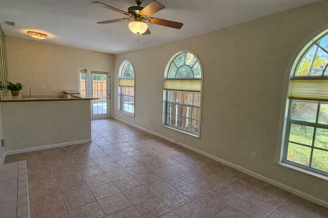 Building Photo - 3/2/2 POOL home in Stuart on 3/4 acre--NO HOA!
