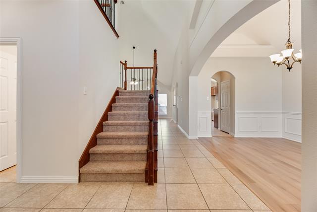 Building Photo - 1438 Wellesley Dr