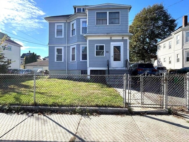 Building Photo - 86 Grant Ave