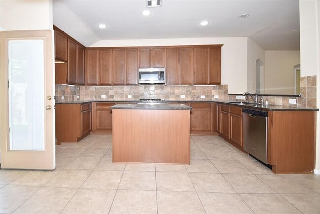 Building Photo - 24034 Schults Meadow Ln