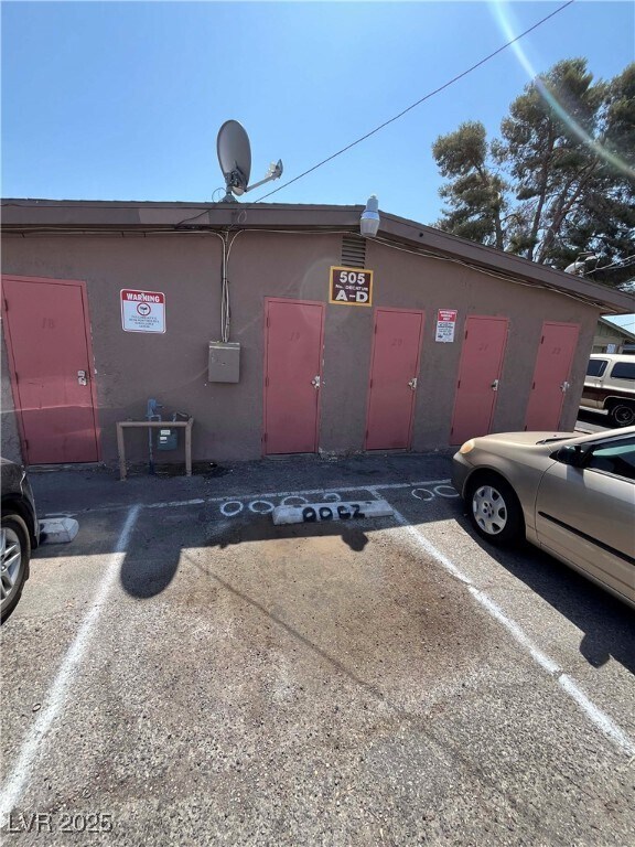 Building Photo - 505 N Decatur Blvd