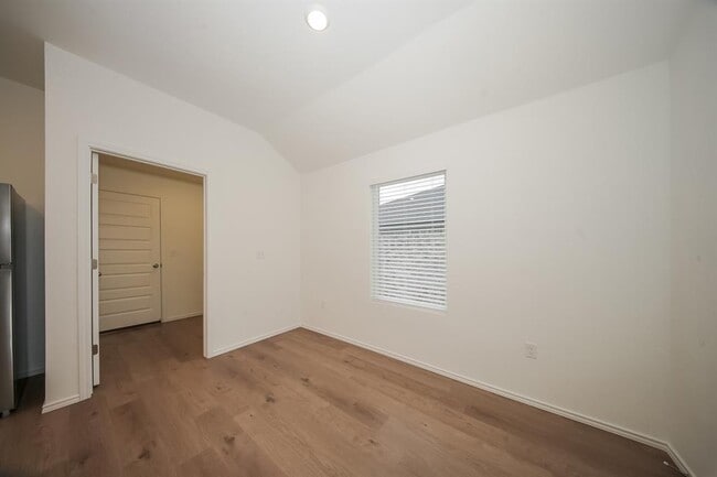 Building Photo - 1841 Rock Elm Dr