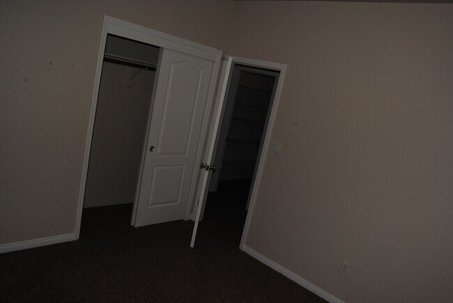 Building Photo - 11130 Dawson Falls Ave