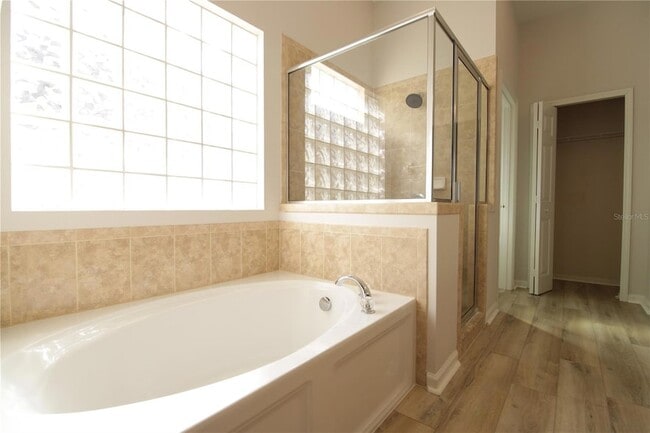 Building Photo - 8225 NW 53rd Ter