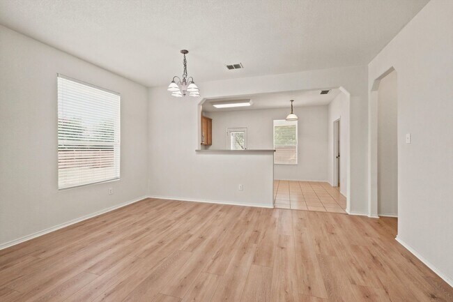 Building Photo - New LVP Flooring & Large Backyard in Schertz