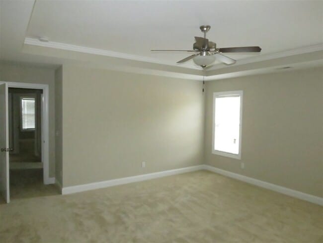 Building Photo - 411 Wolfe Ln