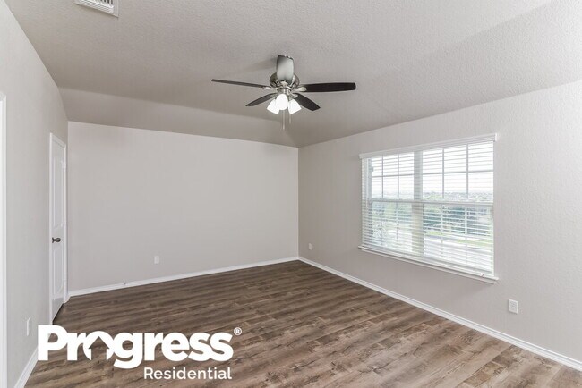 Building Photo - 11519 Verde Bend