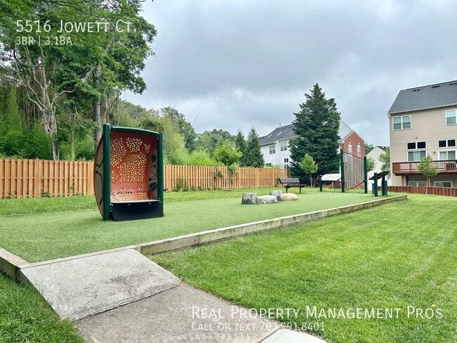 Building Photo - 5516 Jowett Ct