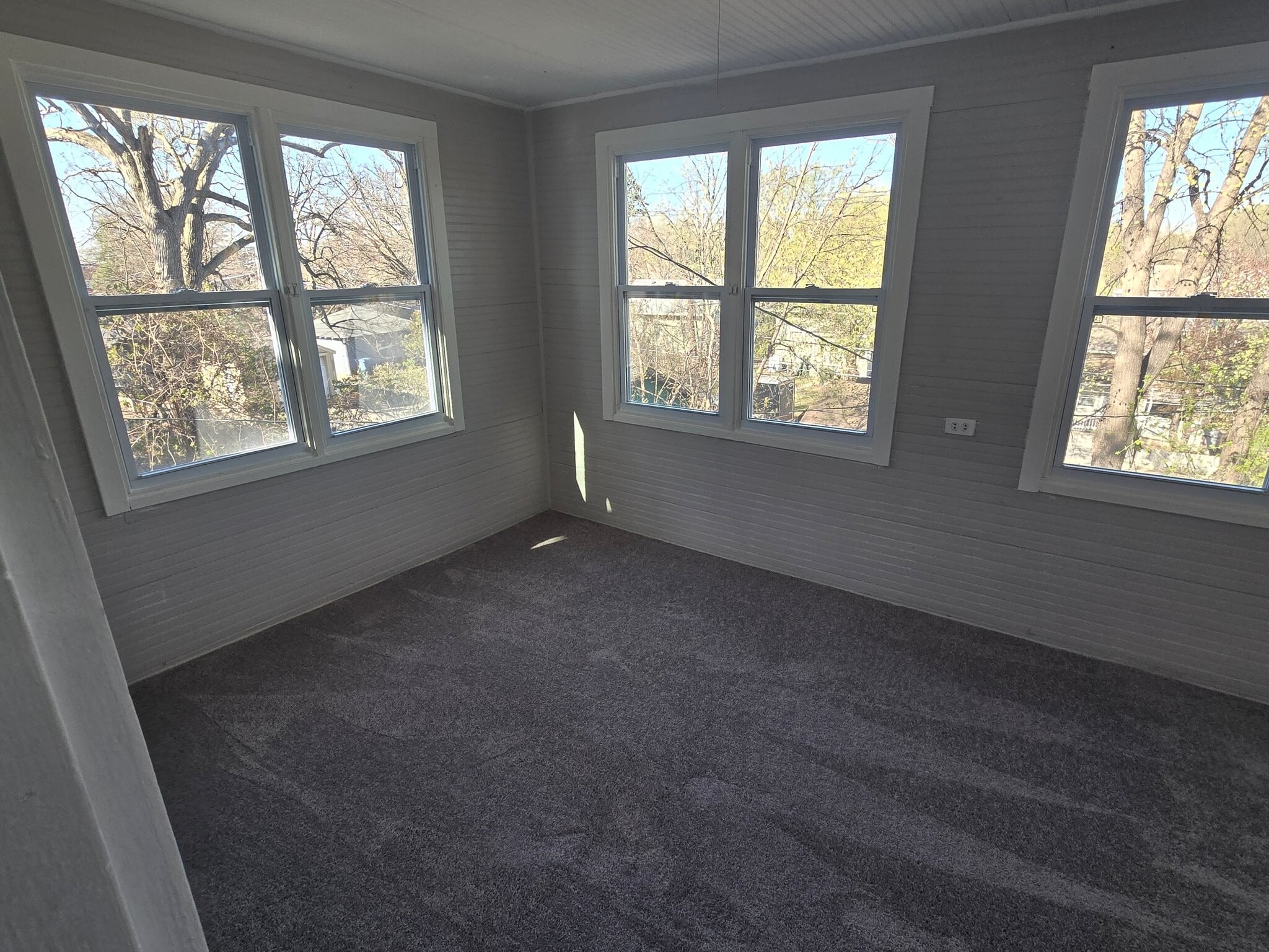 Building Photo - 3105 N Girard Ave