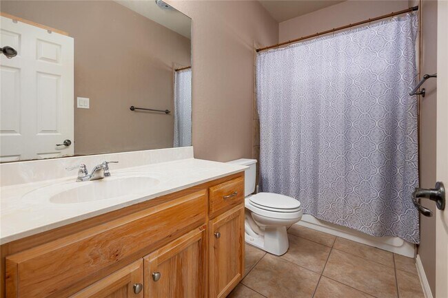 Building Photo - 455 Rose Blossom Loop