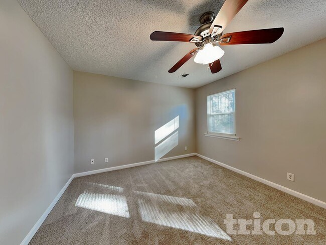 Building Photo - 2914 Sagemont Pl