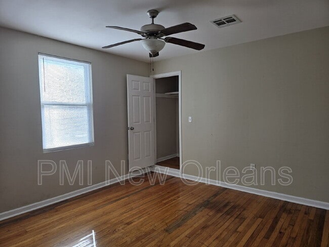 Building Photo - 3875 Pauger St