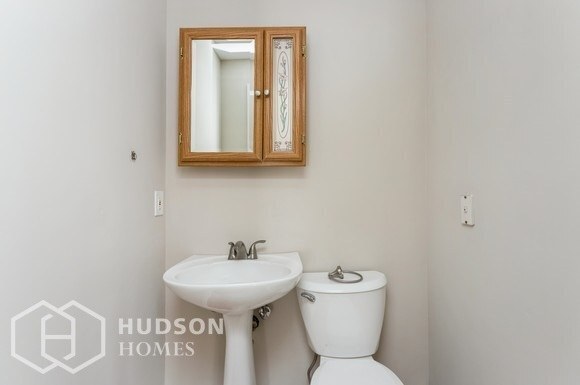Building Photo - 67 Campfield Dr