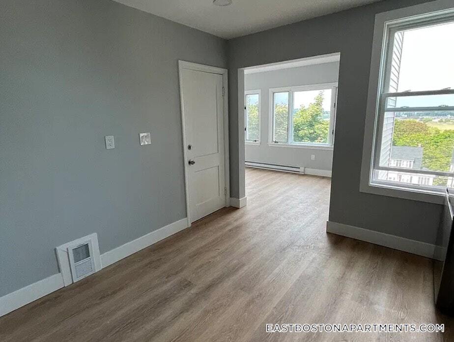Building Photo - 31 Faywood Ave