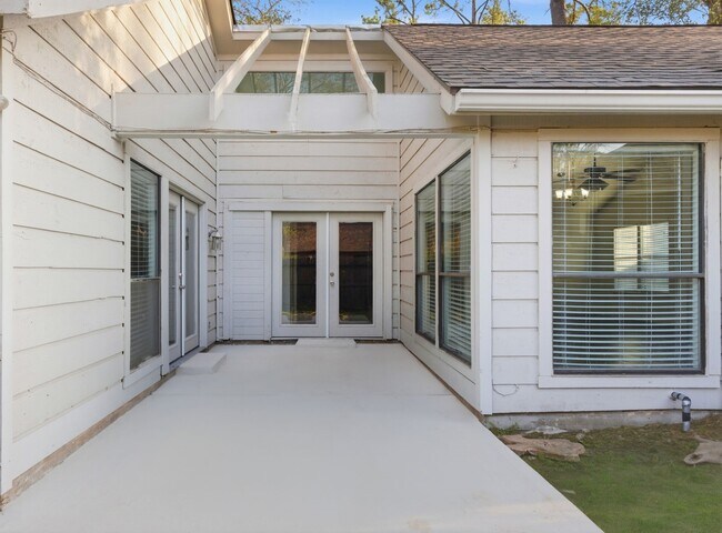 Building Photo - 506 Willow Wisp Cir