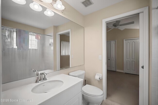 Building Photo - 6924 Renshaw Dr