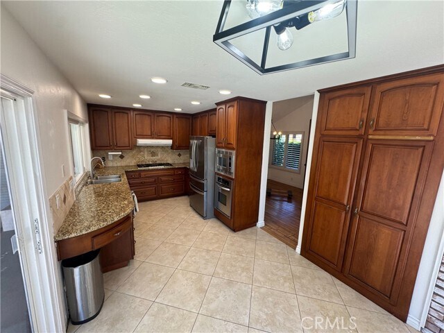 Building Photo - 21041 Shaw Ln