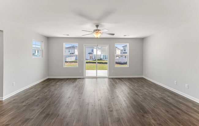 Building Photo - 106 Monarchos St