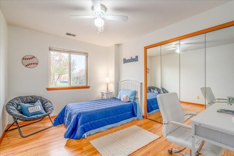 Building Photo - 45969 Tallgrass Ct