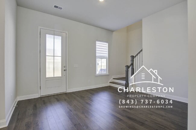 Building Photo - 169 Country Gate Ln