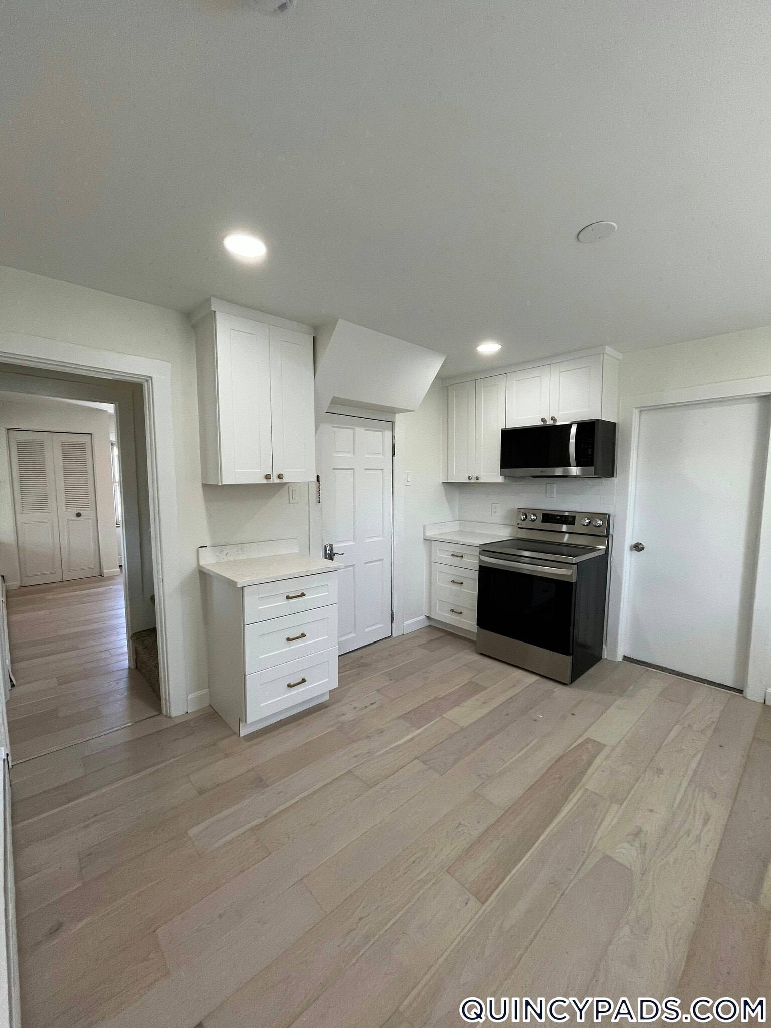 Building Photo - 71 Water St