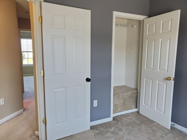 Building Photo - Beautiful 3 Bedroom, 2.5 Bath in Millersville