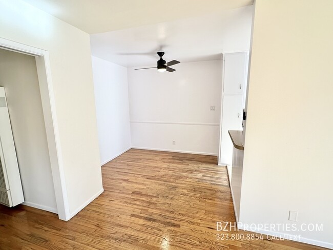 Building Photo - Updated Charming 1Bedroom 1Bathroom In Pri...