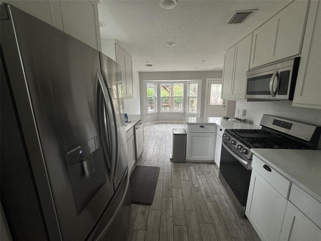 Building Photo - 5814 Shreveport Dr