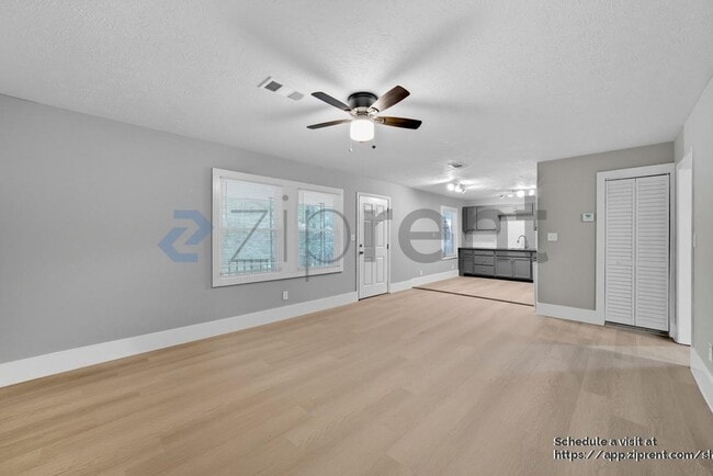 Building Photo - 721 Ford Pl
