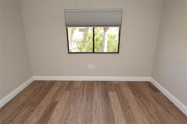 Building Photo - 6330 Grand Bahama Cir