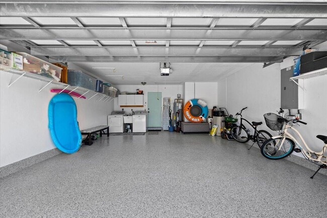 Building Photo - 4 Ironwood Way N