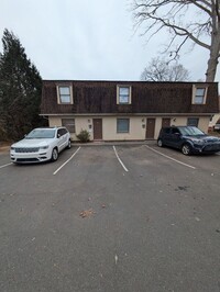 Building Photo - 2BD/1.5BA Unit in Hickory