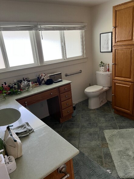 Building Photo - 11457 Manzanita Rd