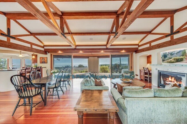 Building Photo - Executive Coastal Living at the Historic P...