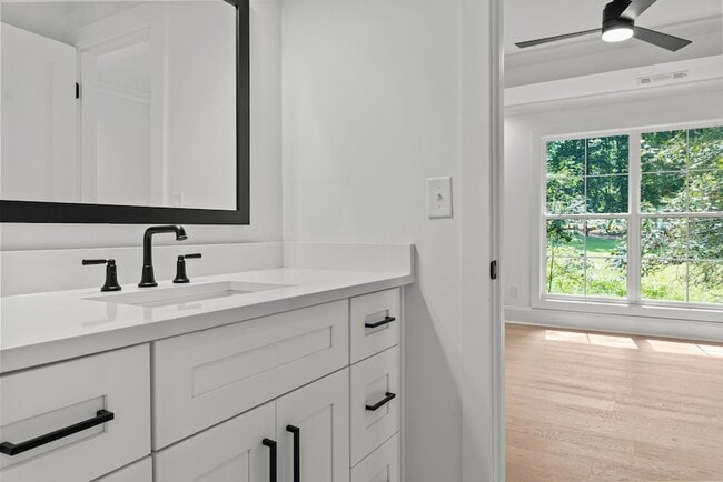 Building Photo - 1721 Osprey Poynte