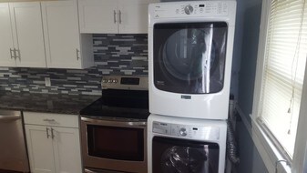 laundry - 121 Avery St