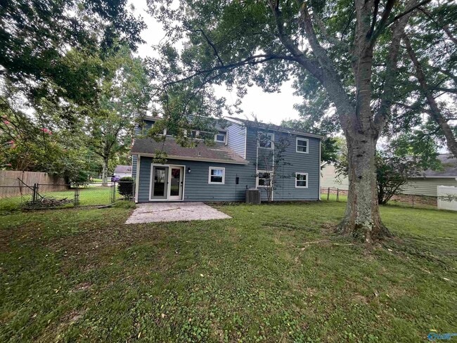 Building Photo - 14909 Clovercrest Dr SE