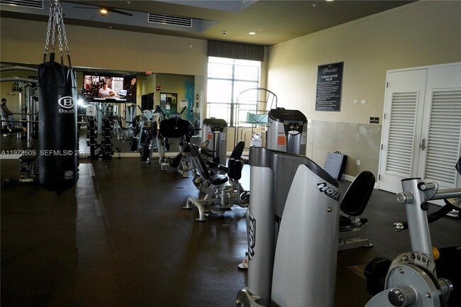 Building Photo - 9701 Blue Isle Bay