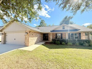 Building Photo - 4-Bedroom Craftsman Style Home - Winners Gait