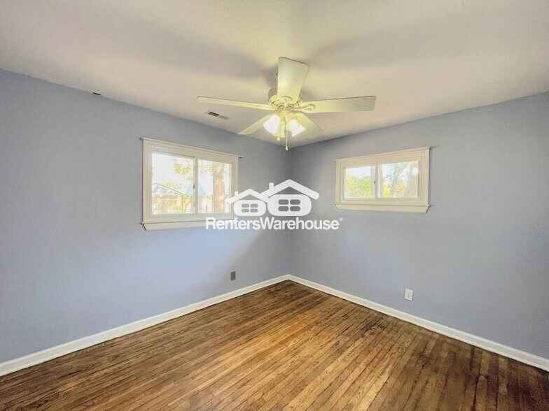 Building Photo - 4940 Erskine St