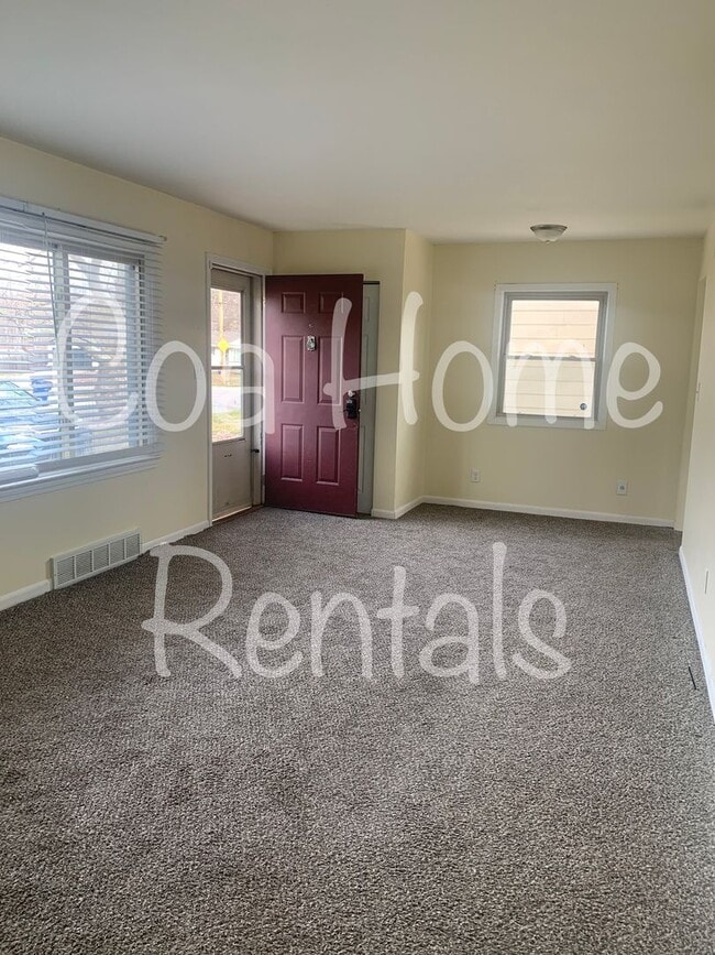 Building Photo - Derby Kansas