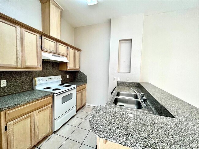 Building Photo - 3705 Joby St