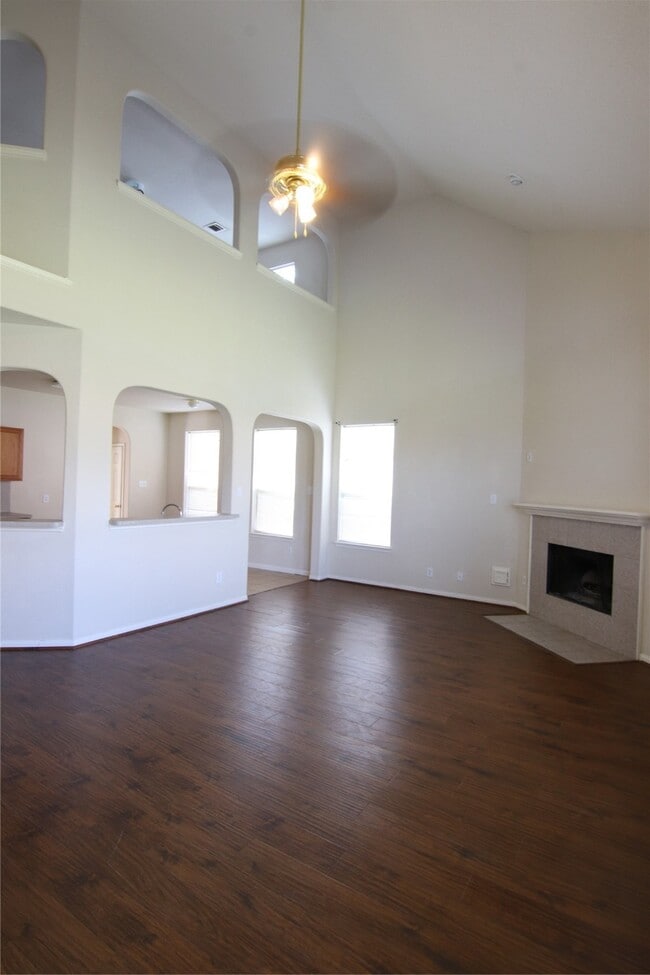 Building Photo - 4018 E Teal Estates Cir