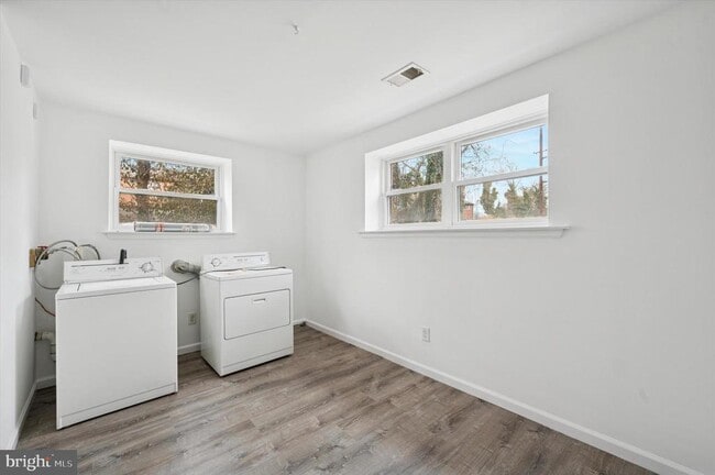 Building Photo - 50 Silver Lake Terrace