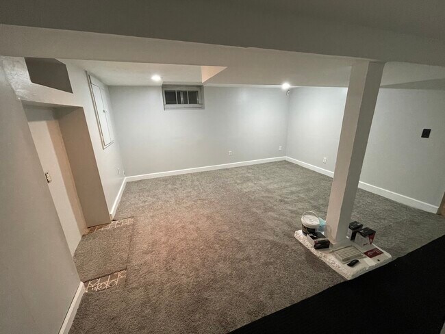 Building Photo - 4549 Poppleton Ave