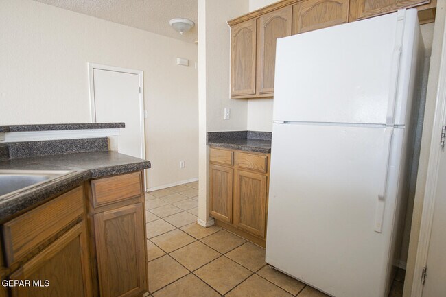 Building Photo - 5904 Cielo Del Rey Pl
