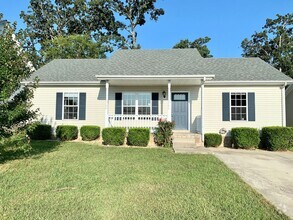 Building Photo - 3425 Foxrun Ln