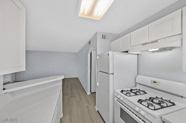 Building Photo - 4400 W Lake Mead Blvd